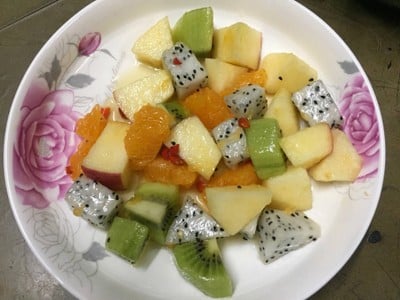 วิธีทำ ยำผลไม้เผ็ดจี๊ดดด วิธีทำ ยำผลไม้เผ็ดจี๊ดดด