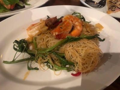 เส้นหมี่ผัดกะเฉด