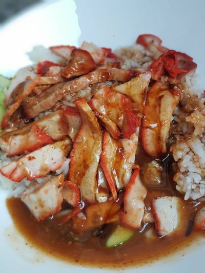 ข้าวหมูแดงสีมรกต ซ.สุกร1 ซ.สุกร1 (ต้นตำรับ)