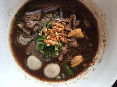 ก๋วยเตี๋ยวเรือกลมกล่อม สาขาสุรนารี สุรนารี