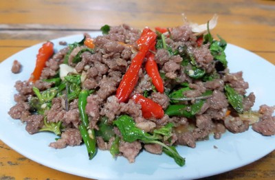 กะเพราเนื้อสับ