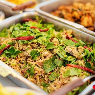 อาหาร หรือ เครื่องดื่ม