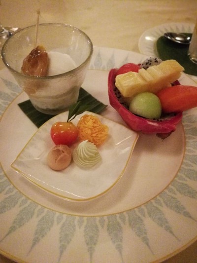 อาหาร หรือ เครื่องดื่ม