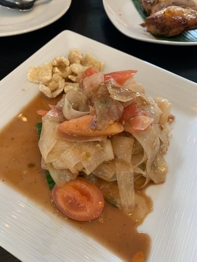 บ้านส้มตำ สาทร