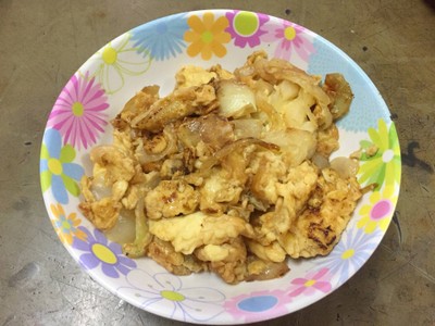 วิธีทำ หอมใหญ่ผัดไข่ วิธีทำ หอมใหญ่ผัดไข่