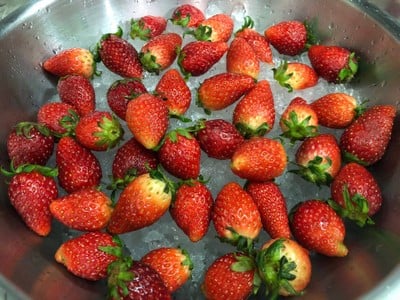 วิธีทำ พานาคอตต้าซอสสตรอเบอร์รี่
