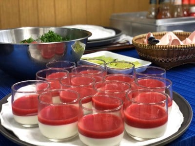 วิธีทำ พานาคอตต้าซอสสตรอเบอร์รี่