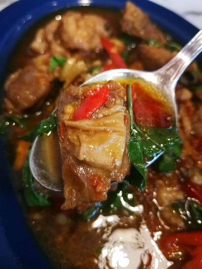 ผัดแซ่บหมูตุ๋น