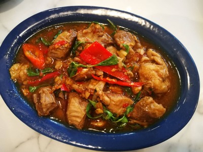 ผัดแซ่บหมูตุ๋น