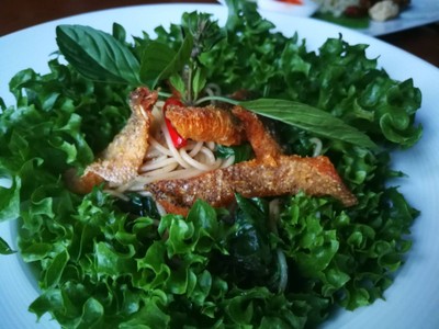 สปาเก็ตตี้ผัดปลาสลิด