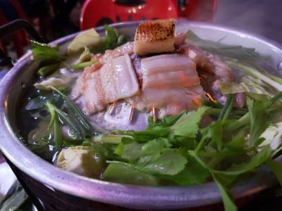 อาหาร หรือ เครื่องดื่ม