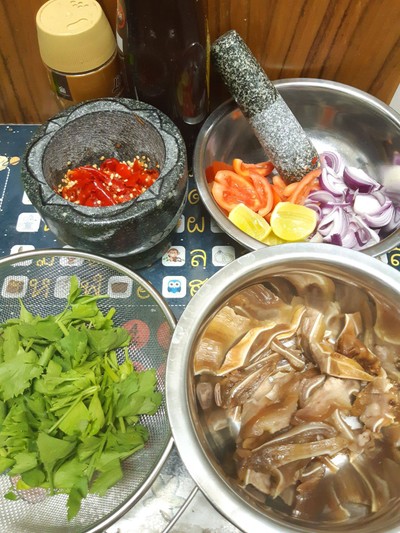 วิธีทำ ยำหูหมู