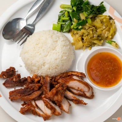 เมนูของร้าน ข้าวขาหมูเซนต์หลุยส์ centralwOrld