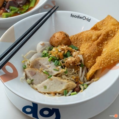 เมนูของร้าน ก๋วยเตี๋ยวนายอ้วนเย็นตาโฟบะเต็งเสาชิงช้า centralwOrld