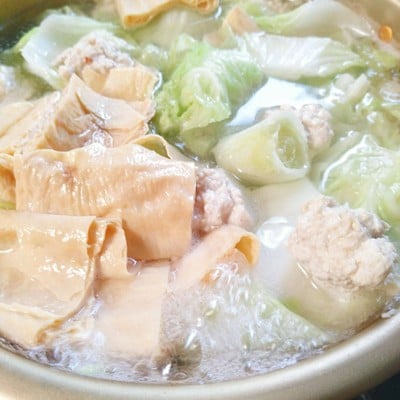วิธีทำ ต้มจืดอกไก่สับใส่บุกญี่ปุ่น วิธีทำ ต้มจืดอกไก่สับใส่บุกญี่ปุ่น