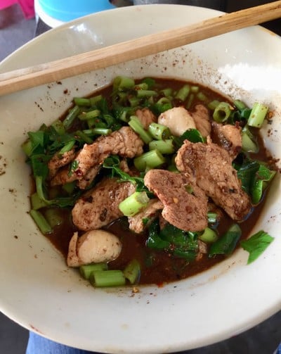 เกาเหลาหมูน้ำตก