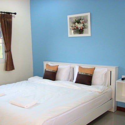 บ้านสวนฟ้าใส