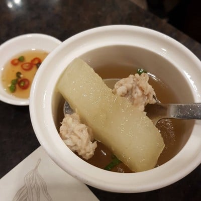 อาหาร หรือ เครื่องดื่ม