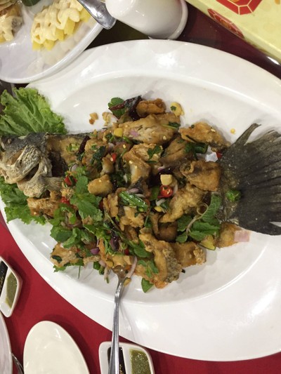 ปลาทอดสมุนไพร