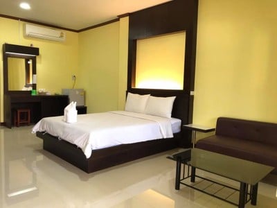 โรงแรมนครินทร์