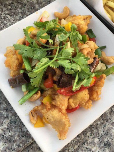 ไก่ผัดเม็ดมะม่วง