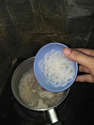 วิธีทำ สุกี้เส้นบุก