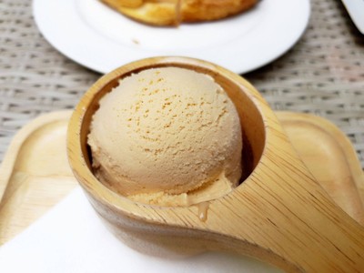 Hazelnut Praline Ice Cream