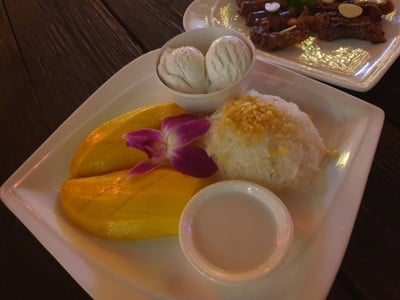 ไอศครีมข้าวเหนียวมะม่วง