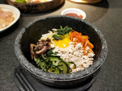 ข้าวยำเกาหลี หมู