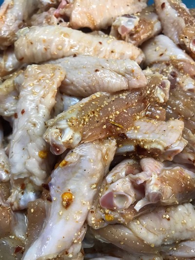 วิธีทำ น่องอีหนู - ไก่ตะเกียบหมักข้าวคั่ว วิธีทำ น่องอีหนู - ไก่ตะเกียบหมักข้าวคั่ว