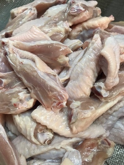 วิธีทำ น่องอีหนู - ไก่ตะเกียบหมักข้าวคั่ว วิธีทำ น่องอีหนู - ไก่ตะเกียบหมักข้าวคั่ว