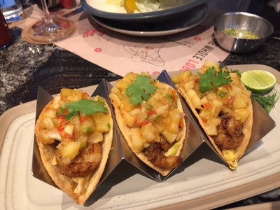 ขอบอกว่าทาโก้อร่อยเริ่ด