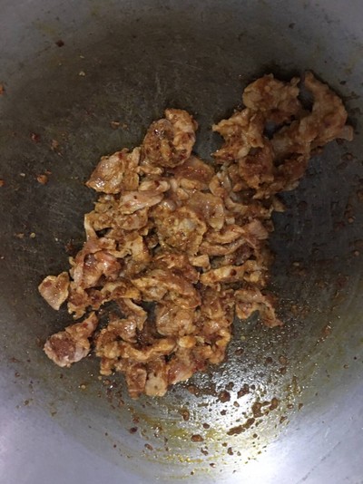 วิธีทำ “ผัดพริกแกงถั่วหมูชิ้น" วิธีทำ “ผัดพริกแกงถั่วหมูชิ้น"