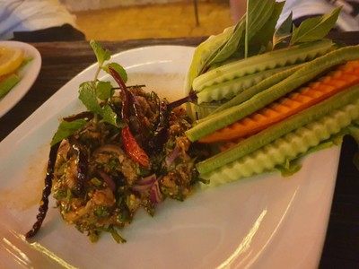 ลาบปลาแซลมอน