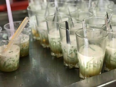 เมนูของร้าน ลอดช่องสิงคโปร์ เจ้าแรก แยกหมอมี (สิงคโปร์โภชนา) สามแยกเจริญกรุง