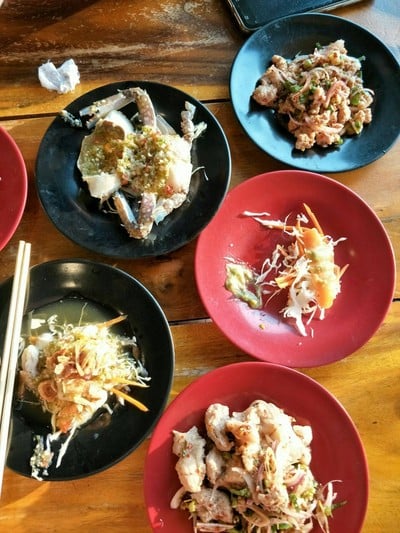 อาหาร หรือ เครื่องดื่ม