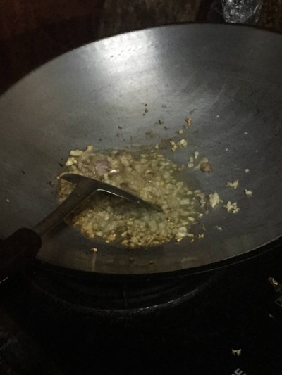 วิธีทำ ปวยเล้งผัดกระเทียม วิธีทำ ปวยเล้งผัดกระเทียม