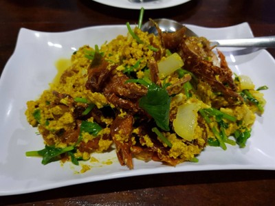 ปูนิ่มผัดผงกะหรี่