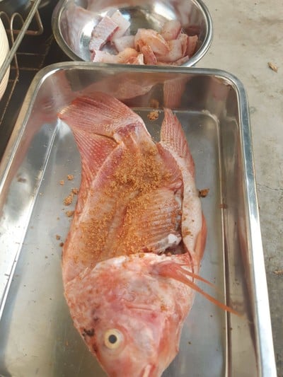 วิธีทำ ปลาทับทิมผัดตั้งโอ๋ วิธีทำ ปลาทับทิมผัดตั้งโอ๋