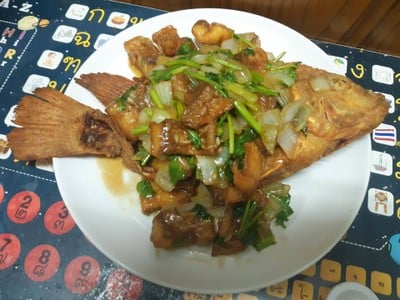 วิธีทำ ปลาทับทิมผัดตั้งโอ๋ วิธีทำ ปลาทับทิมผัดตั้งโอ๋