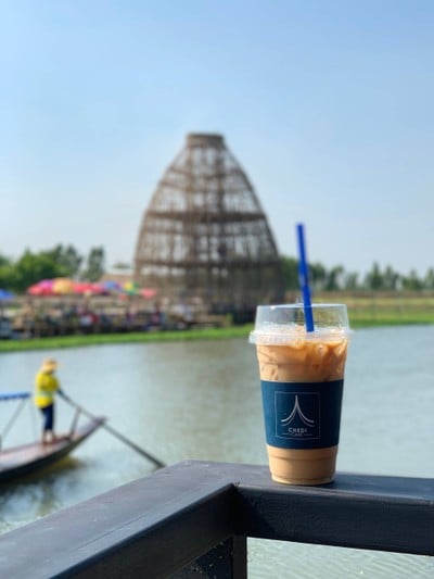 Cafe Chedi l คาเฟ่-เจดีย์