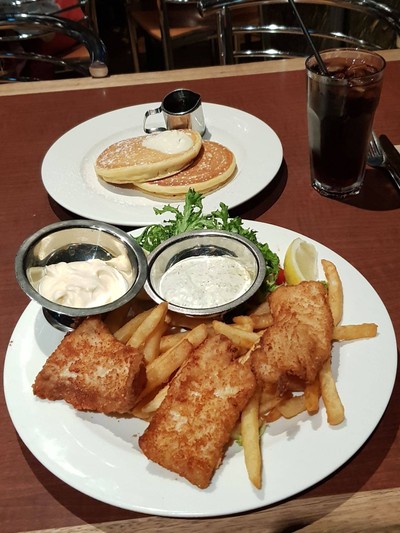 อาหาร หรือ เครื่องดื่ม