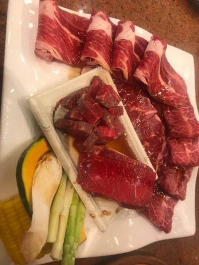 ชุดเนื้อรวมซูกิชิ