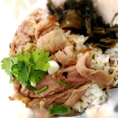 ข้าวขาหมู+ไส้