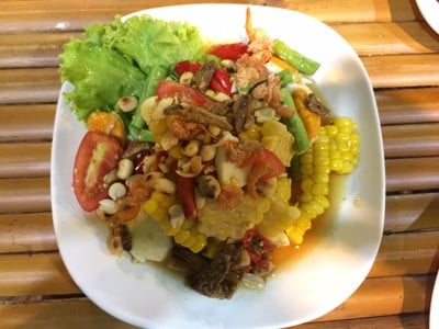 ตำข้าวโพดไข่เค็ม