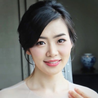 บริกาแต่งหน้าเจ้าสาว