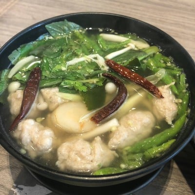 ต้มแซ่บหมูสะเดิด