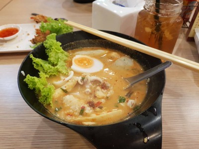 ข้าวต้ม ต้มยำทะเล