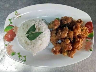 ข้าวไก่กรอบ