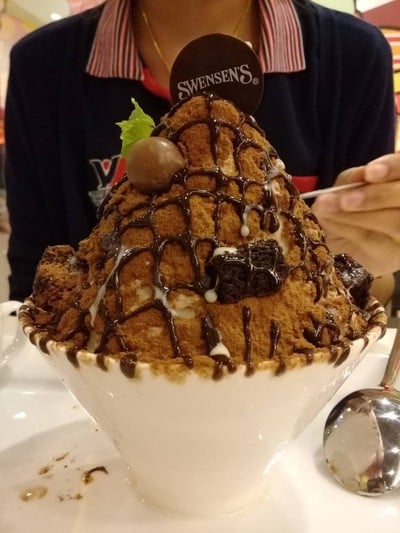 บิงซูช็อคโกแลตภูเขาไฟ